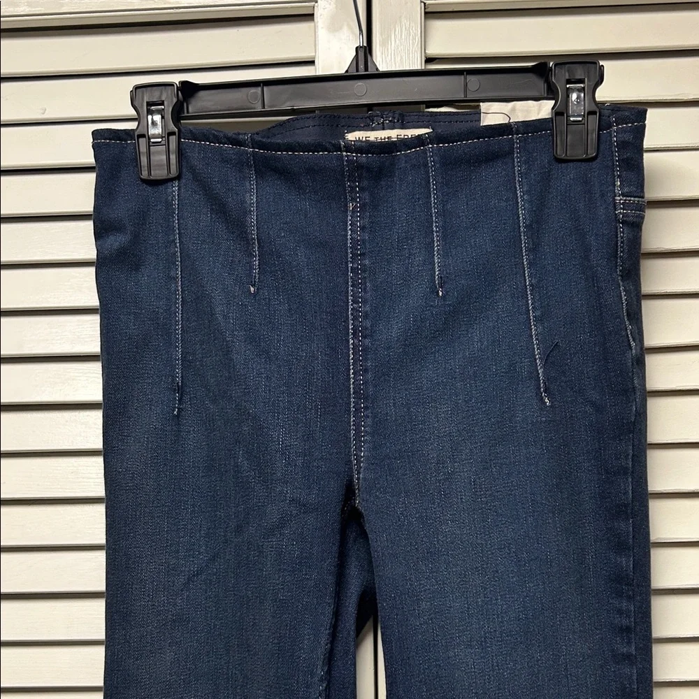 NWOT We The Free Dark Blue Denim Jeans - Picture 3 of 6